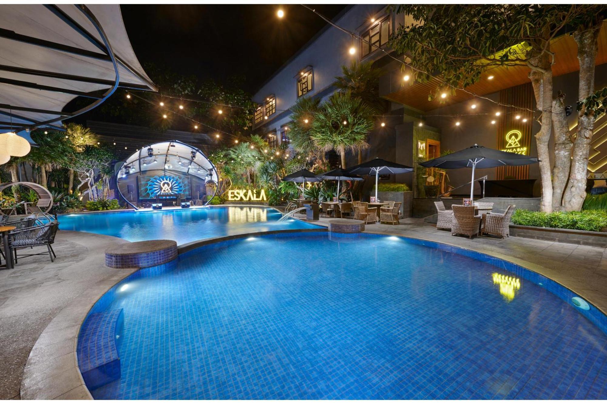 Aston Inn Batu Batu  Exterior photo