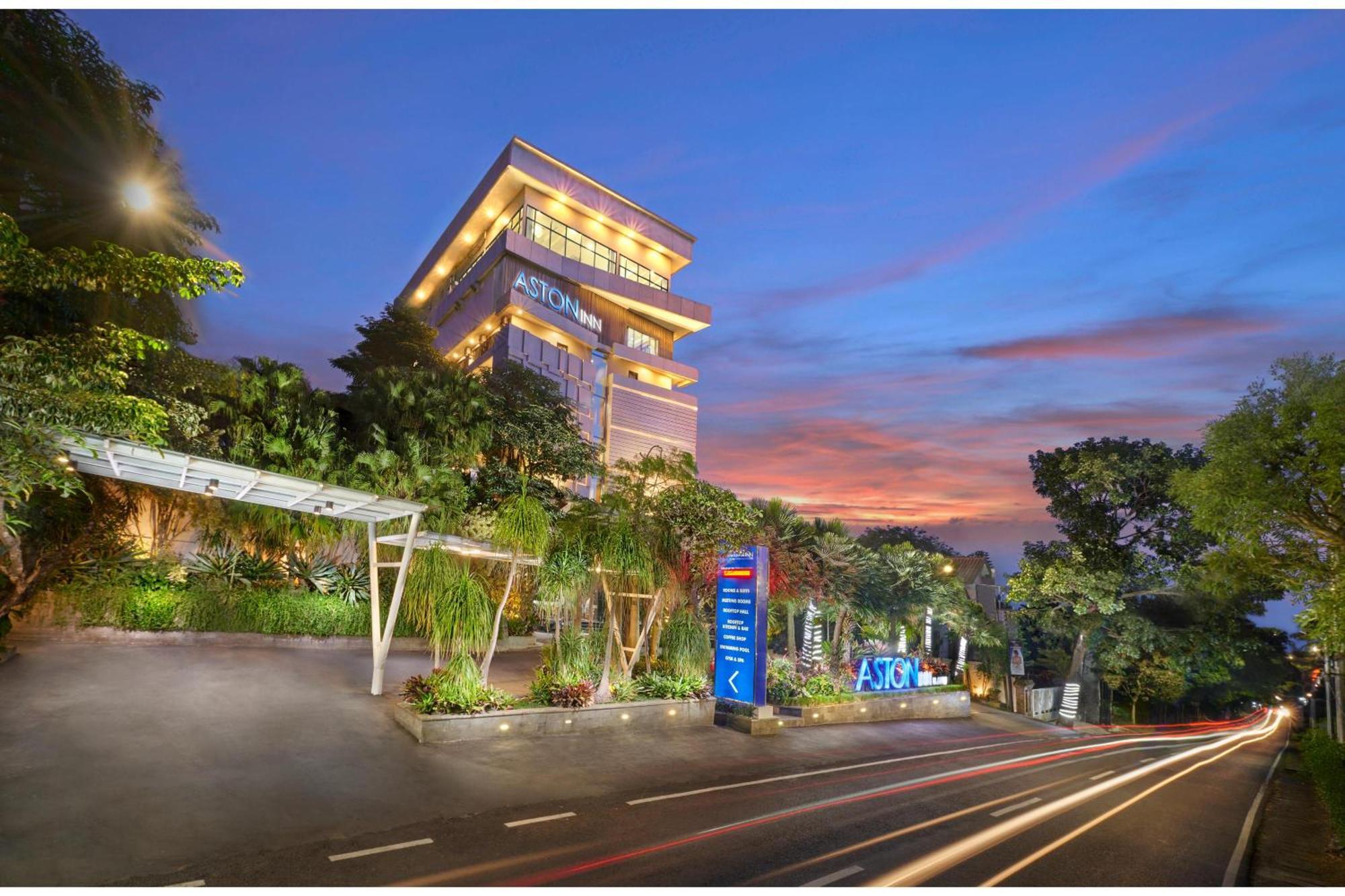 Aston Inn Batu Batu  Exterior photo